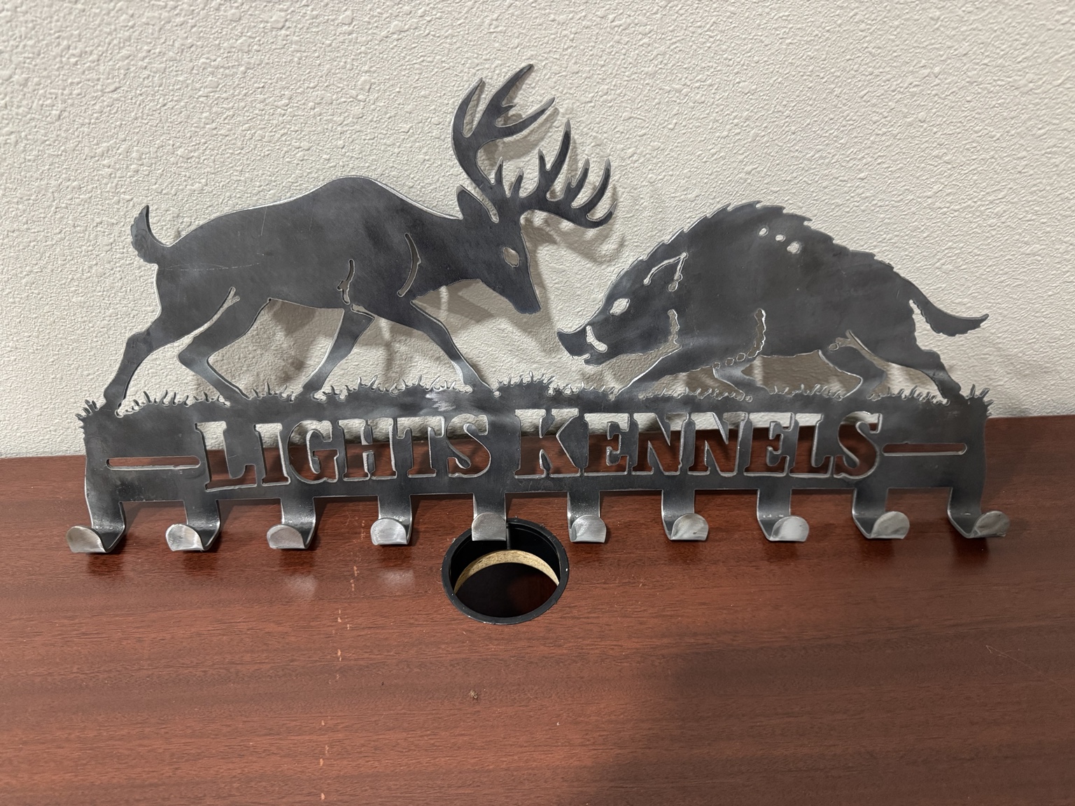 Lights Kennels deer and hog hook rack